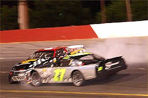 Points Leader Tissot Collides With Spinning Car - UARA Stars 150