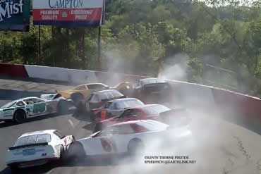 Racing Photos from Hickory Motor Speedway by Kevin Thorne