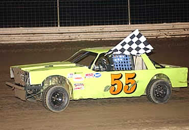 Bud Ward picked up another feature victory in the mini stock division (Photo by Phil Bowden)